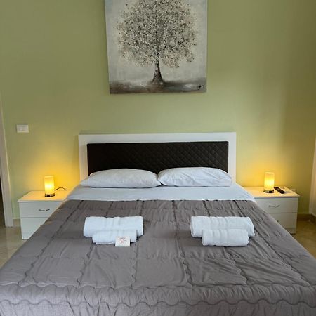 Apartment Rua Formaggi Palermo Eksteriør billede