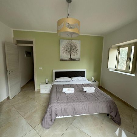 Apartment Rua Formaggi Palermo Eksteriør billede