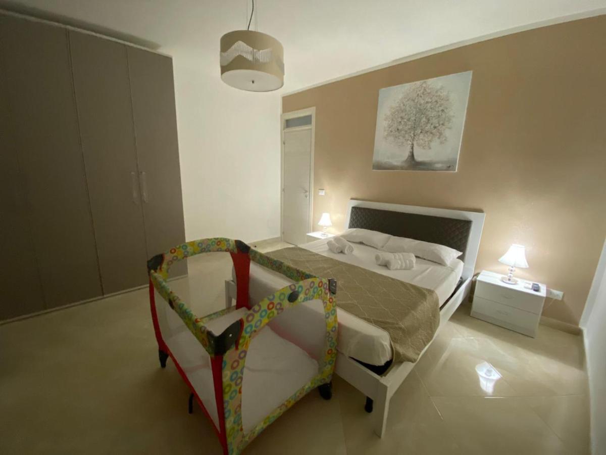 Apartment Rua Formaggi Palermo Eksteriør billede